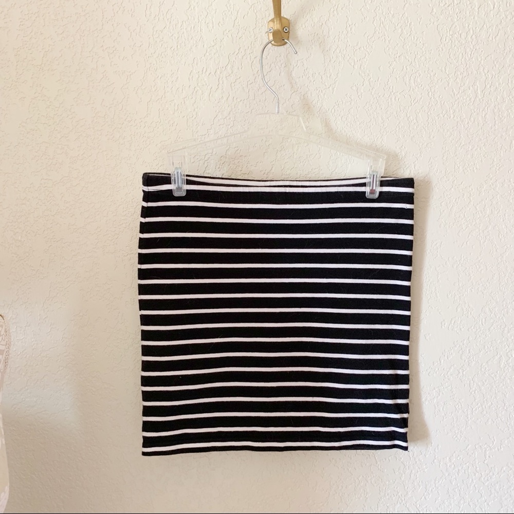 Black and White Stripe Mini Skirt